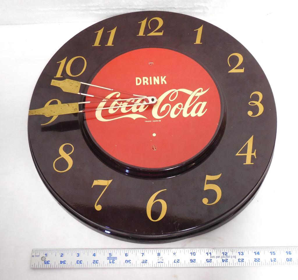 Metal Coca Cola clock - untested some wear around (1 of 4)