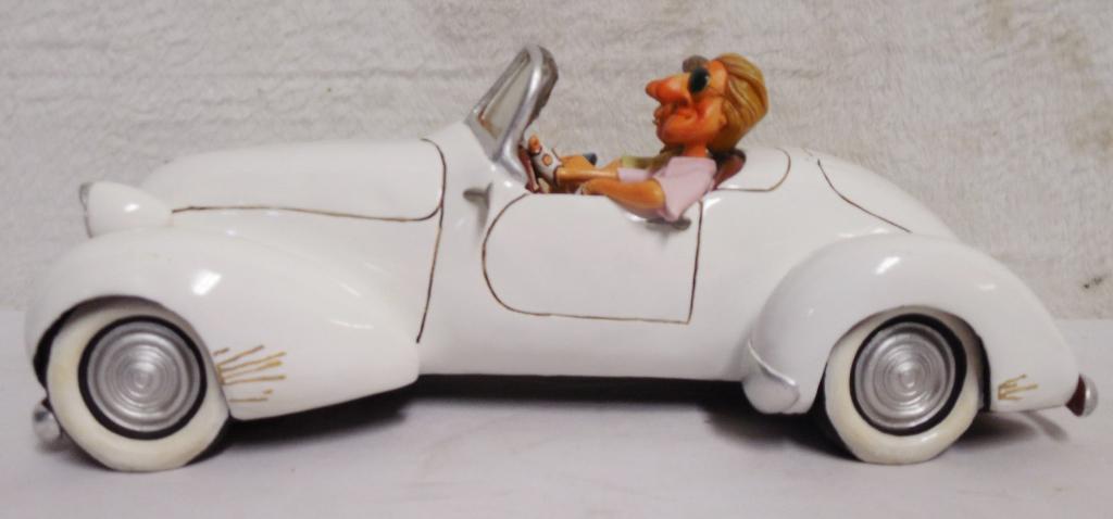 Guillermo Forchino Resin 2 guys in a sports car great (1 of 6)