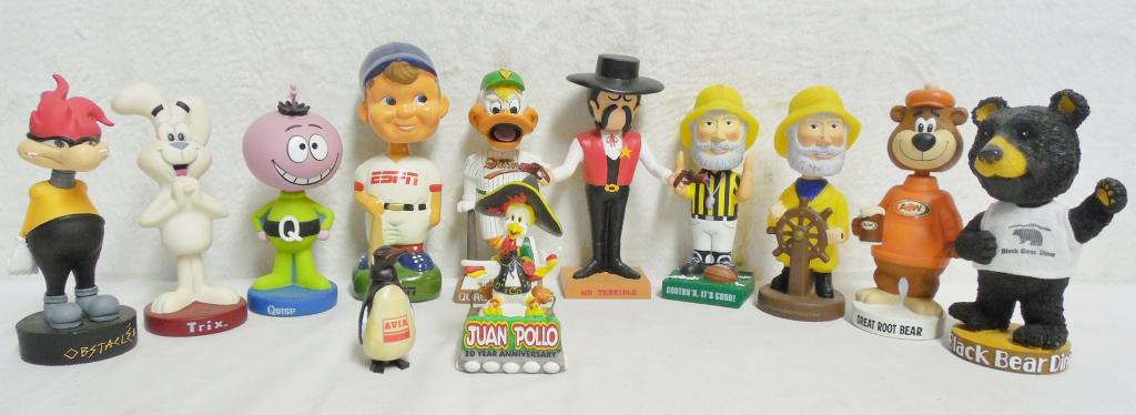 12 assorted bobbleheads see pictures (1 of 6)