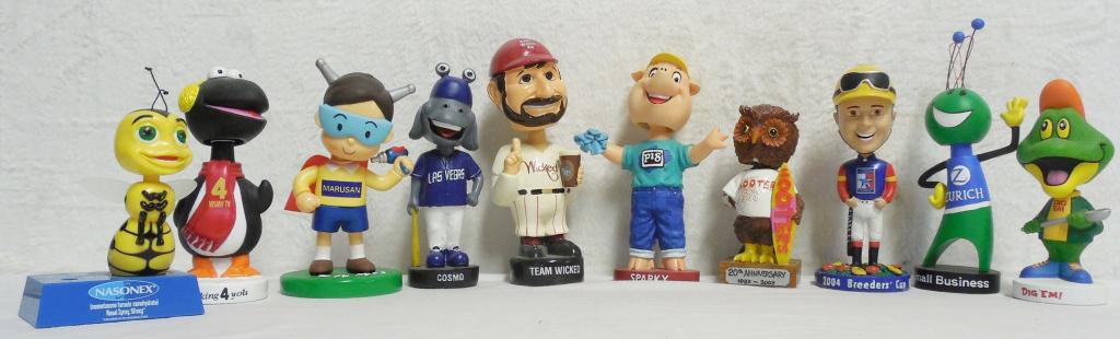 10 assorted bobbleheads see pictures (1 of 6)