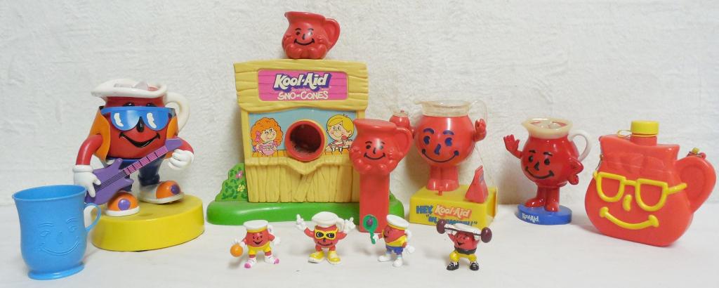11 assorted Kool Aid items Snow Cone Maker, banks, (1 of 9)