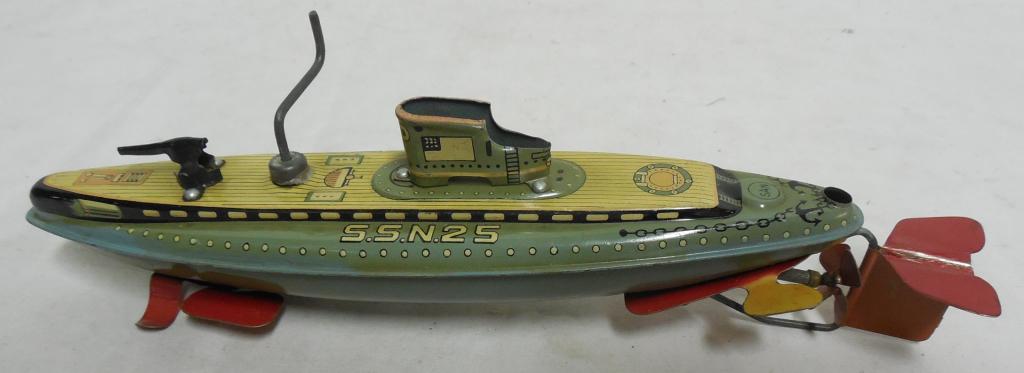 Tin Wind Up Boat Propellor Works see photos: see photos