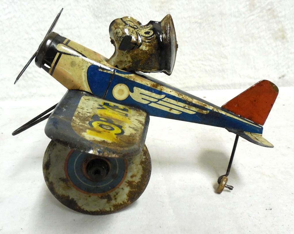 Tin Wind Up Popeye Pilot Wind Up works ,paint loss see (1 of 5)