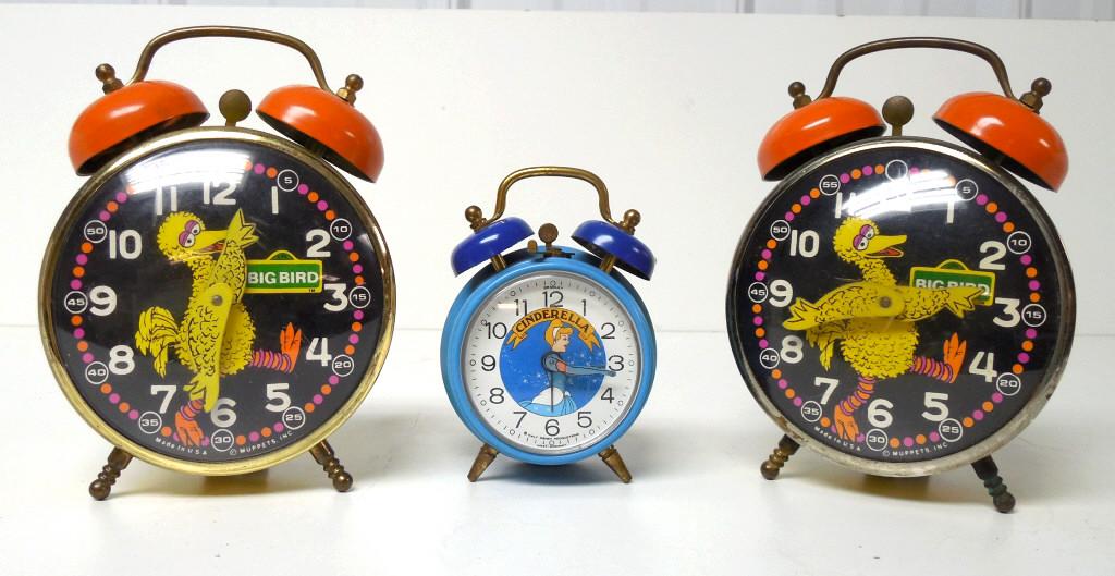 3 windup clocks 2 are Big Bird, one is Cinderella, all: 2 are Big Bird, one is Cinderella, all are untested
