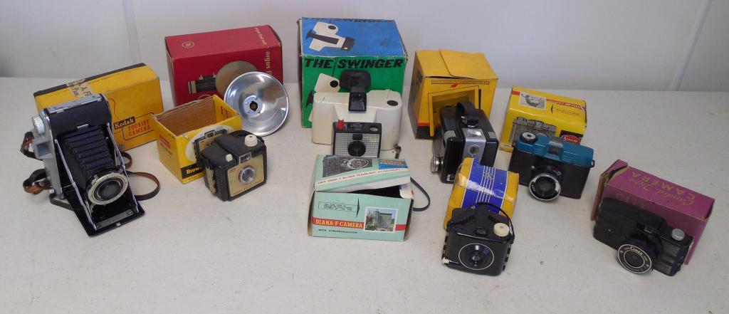 assorted cameras Kodak, Polaroid & others, untested (1 of 5)