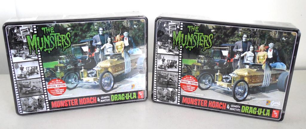 2 Munsters model kits Munster Roach & Drag-U-La, both (1 of 3)