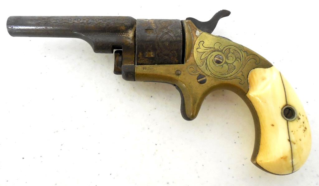 antique firearm firing mechanism damaged, pitted grip: firing mechanism damaged, pitted grip NO SHIPPING PICKUP ONLY