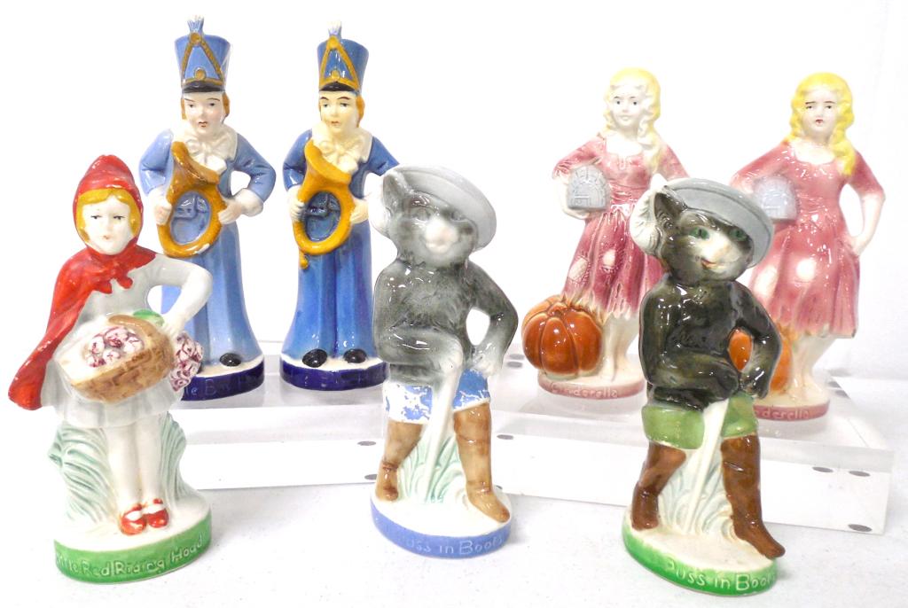lot of 7 storybook talcum powder shakers Puss in Boots,: Puss in Boots, Cinderella & others