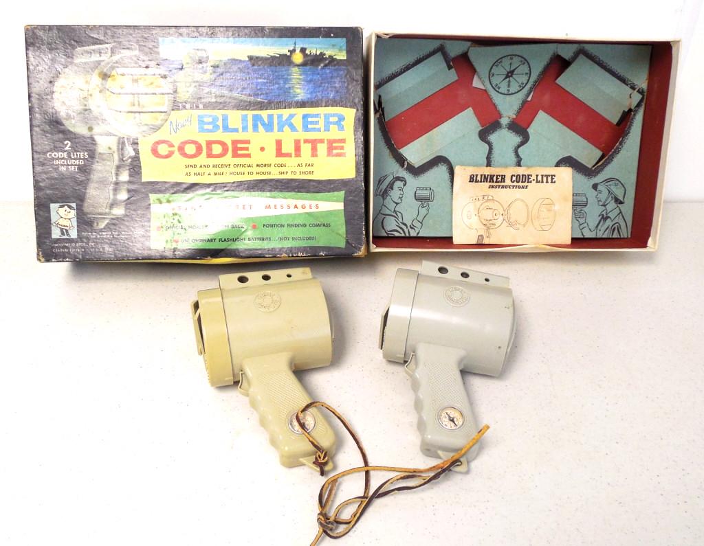 Hasbro Navy Blinker Code-Lite w/ box (1 of 6)