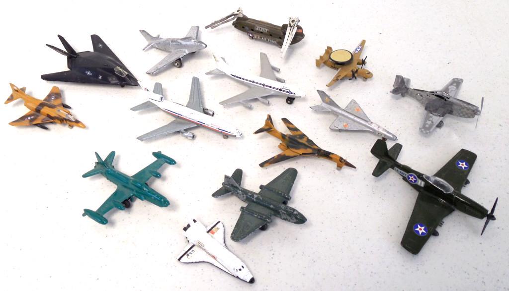 lot of 14 assorted metal planes Matchbox others: Zylmex, Maisto, Playart, Midgetoy, all have paint wear
