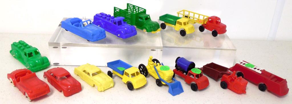 14 Plasticville, Wannatoys, & others Plastic Toys: Hasbro, Thomas, others, all with a little wear