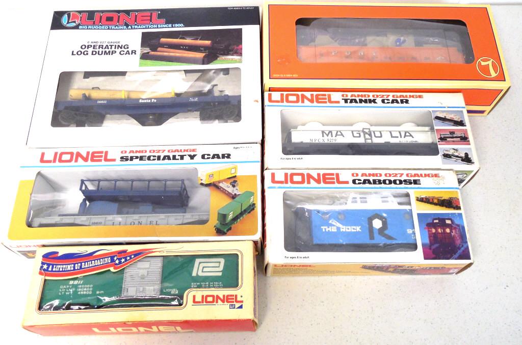 lot of 6 Lionel train cars (1 of 5)