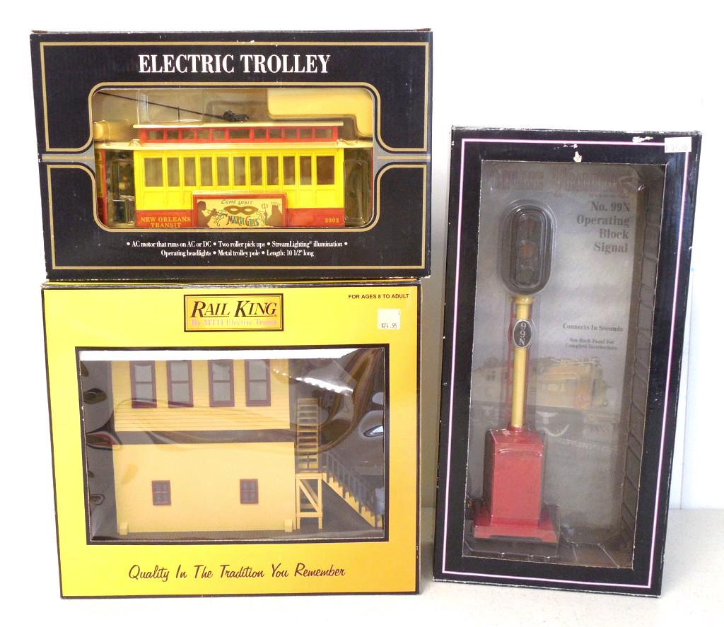 lot of 3 trolley, signal, & station, all w/ boxes (1 of 5)
