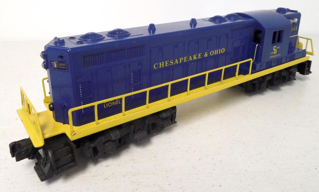 Lionel GP-7 Road Switching Locomotive (1 of 2)