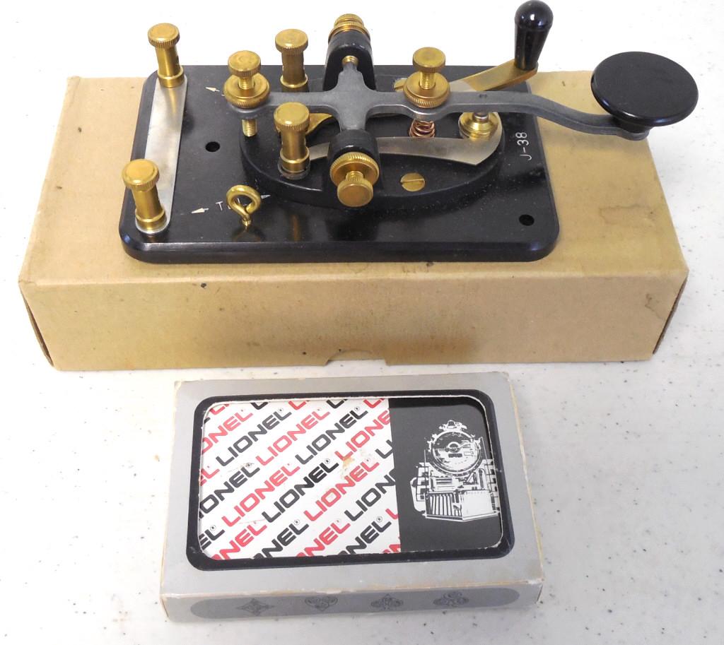 lot of 2 Lionel cards & Lionel telegraph key & box (1 of 3)