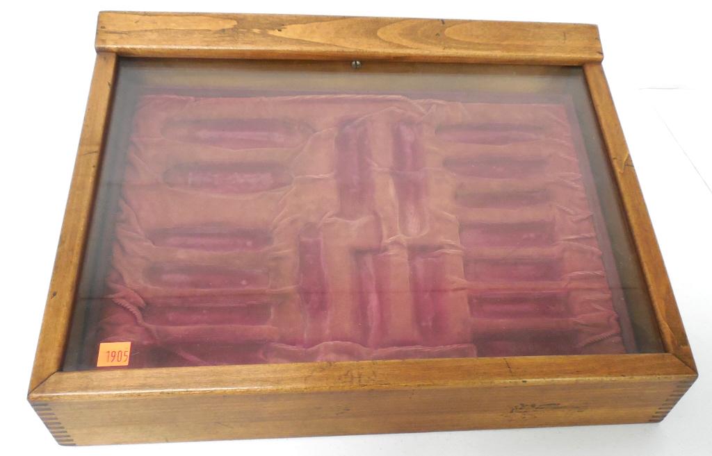 Wooden Display Case (1 of 5)