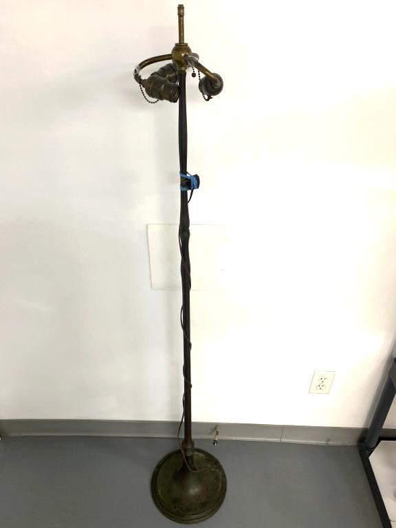 Floor Lamp 3 Socket Untested (1 of 2)