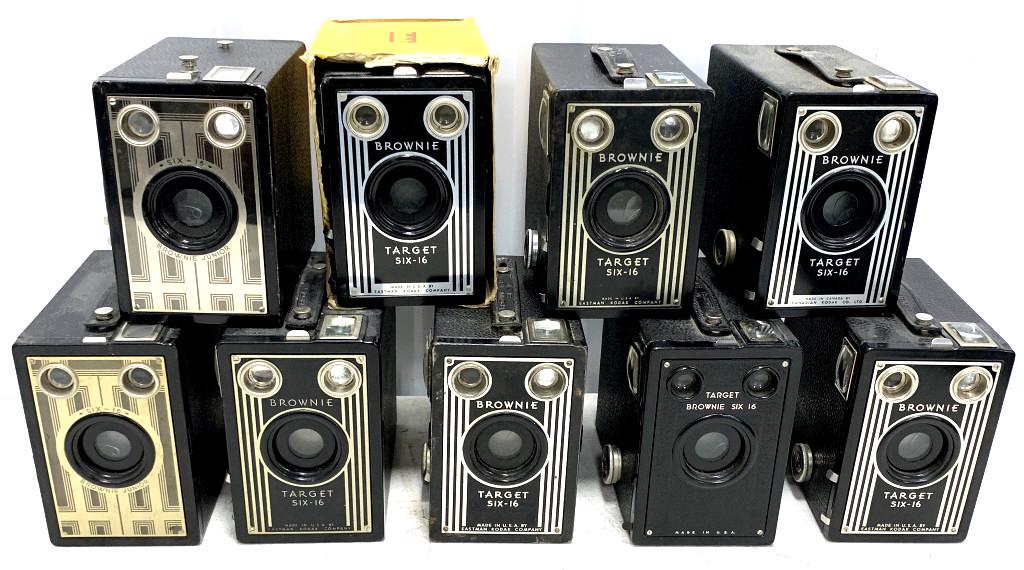 Lot of 9 Brownie Cameras (1 of 1)