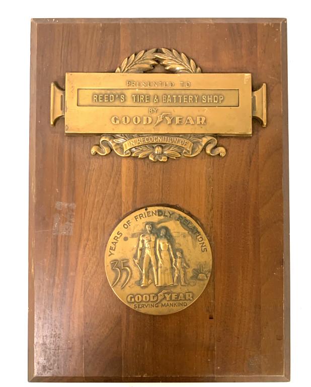 Wooden Goodyear recognition plaque (1 of 4)