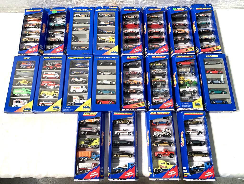 lot of 20, Five car Hot Wheels gift packs (1 of 9)
