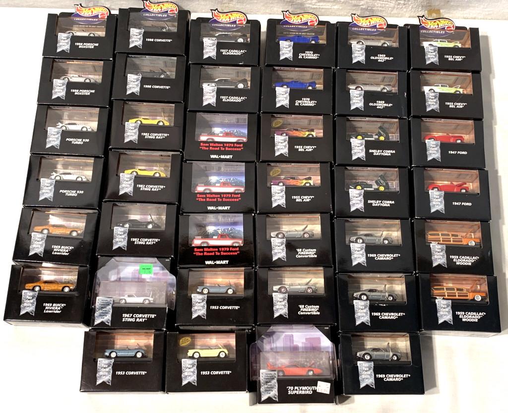 lot of 40 '98 Hot Wheels Collectibles in black box (1 of 9)