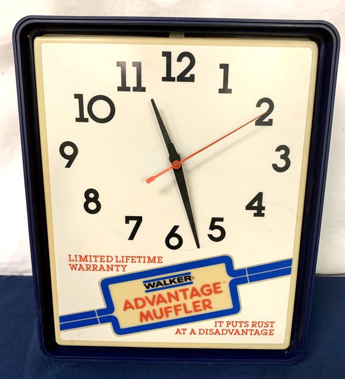 Walker Muffler Clock and Light (1 of 3)