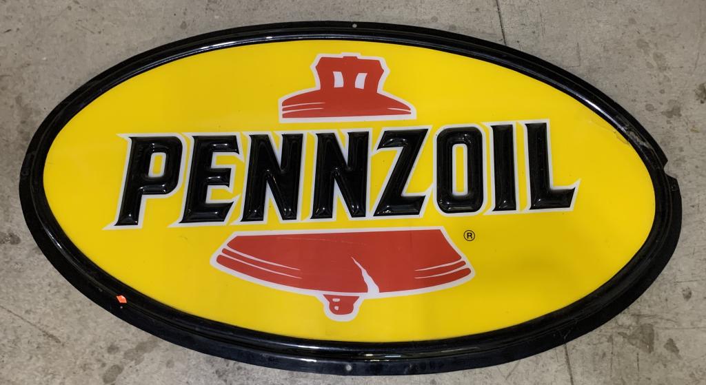 Single sided Pennzoil plastic sign (1 of 8)