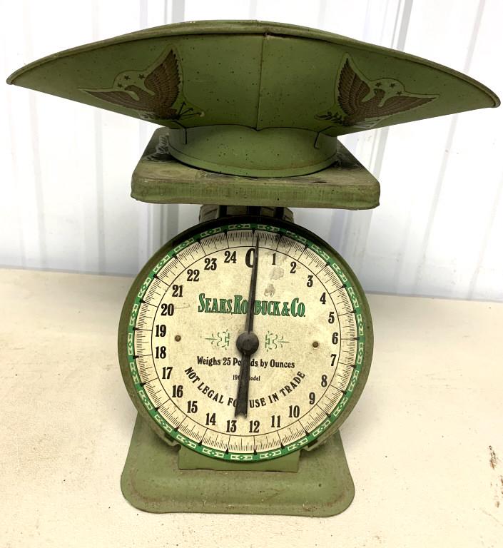 Sears  & Roebuck 25 Lb. Scale (1 of 3)