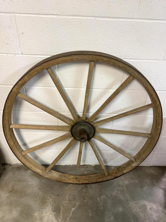 Antique Wagon Wheel AS IS (1 of 2)