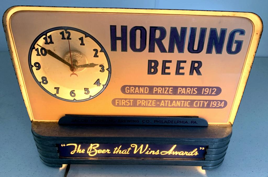 Hornung Beer Clock and Light (1 of 3)