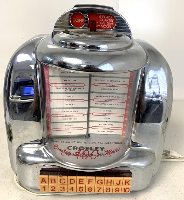 Crosley 100 Matic Retro Radio: powers up did not test any further