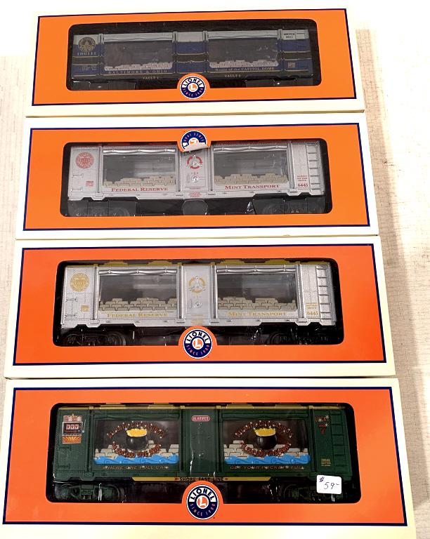 Lot of 4 Lionel Train Cars NIB (1 of 7)