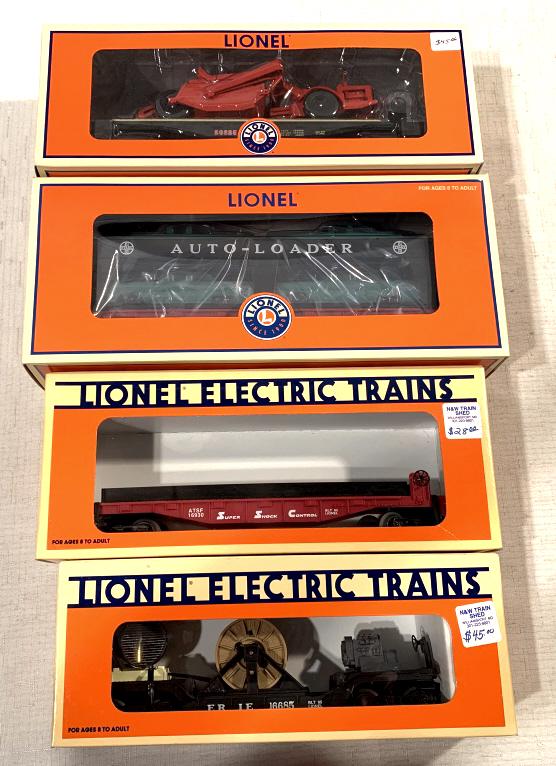Lot of 4 Lionel Train Cars NIB (1 of 7)