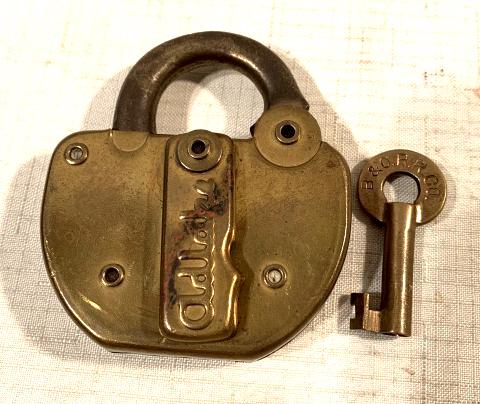 Adlake Lock with Key B & O Railroad (1 of 4)
