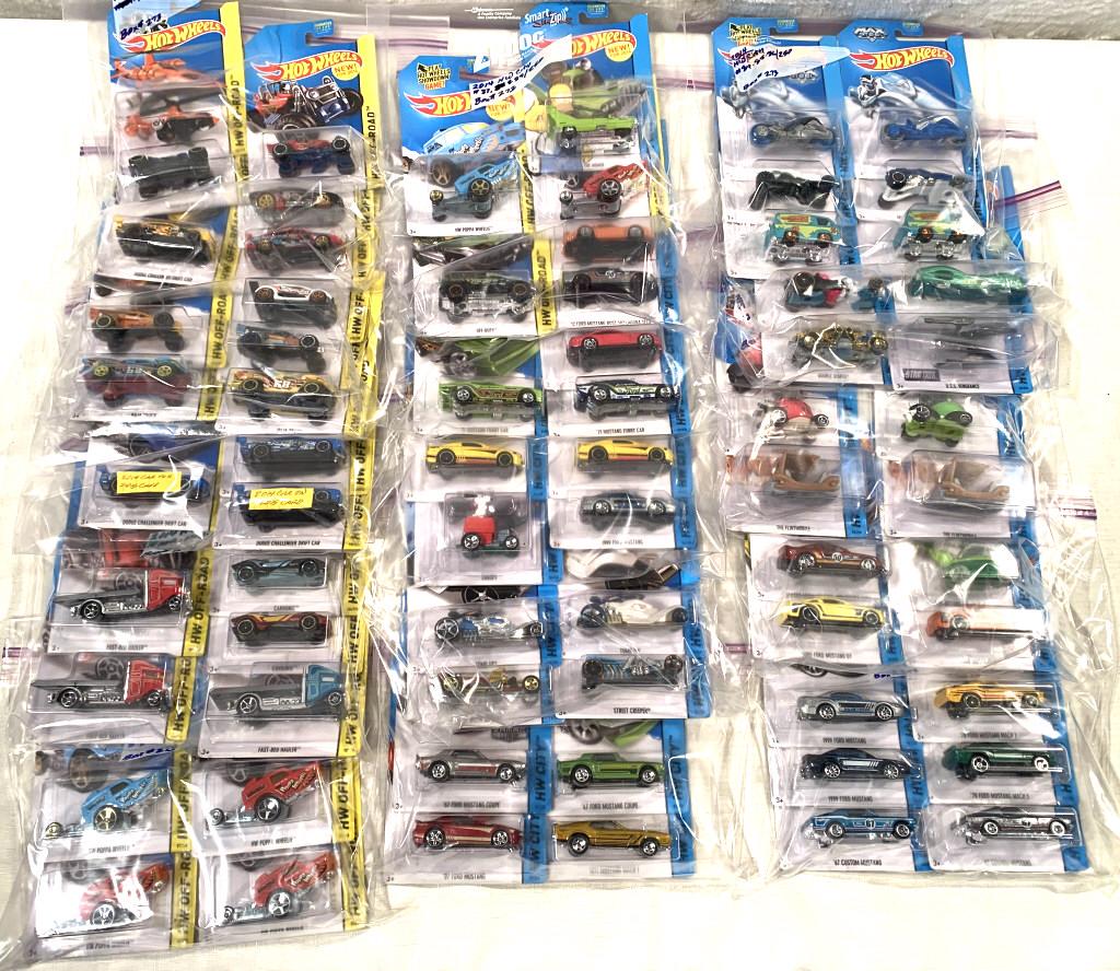 60+ 2014 HW City & HW Off Road Hot Wheels (1 of 5)
