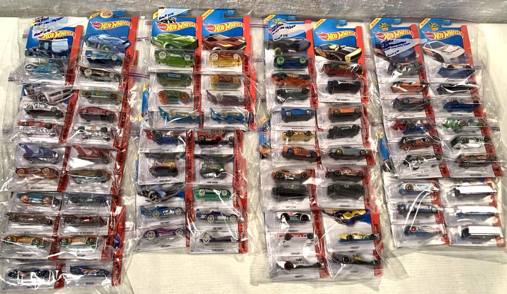 lot of 70+ 2014 Hot Wheels HW Race Series (1 of 5)