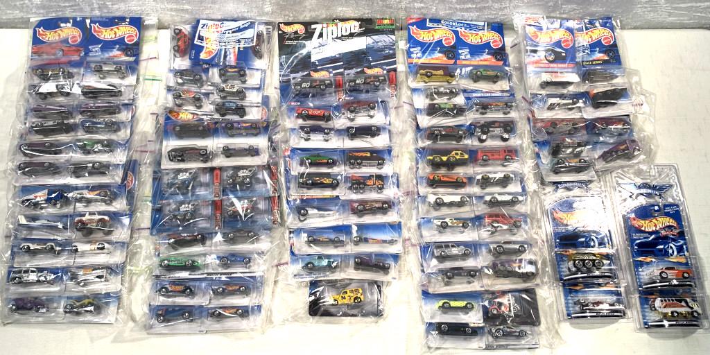 lot of 90+ assorted Hot Wheels (1 of 7)