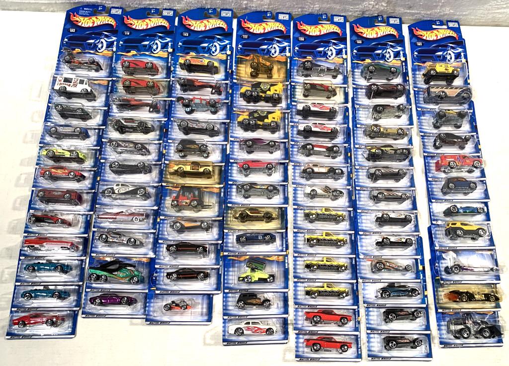 lot of 80+ 2001 asst Hot Wheels: cars number 100-199 with some missing numbers possible, box marked 2001-100-199