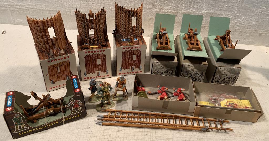 Elastoin Lot of 11 Items Parapets As Is (1 of 11)