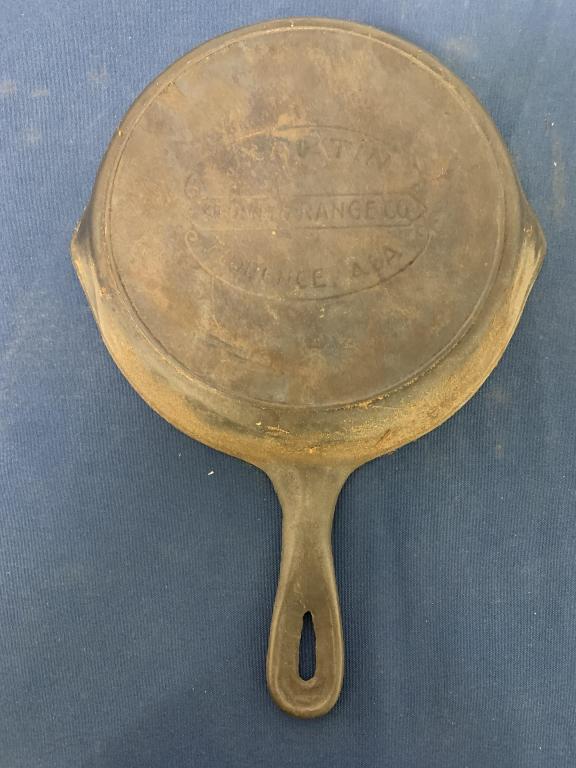 Martin Stove & Range Co Cast Iron Pan Number 5 (1 of 6)