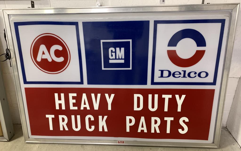 GM 2 Sided Lighted Sign,Heavy Duty truck Parts Feb 12, 2022 Rentzel