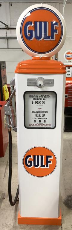 Reproduction, Gulf Gas Pump with Globe (1 of 4)