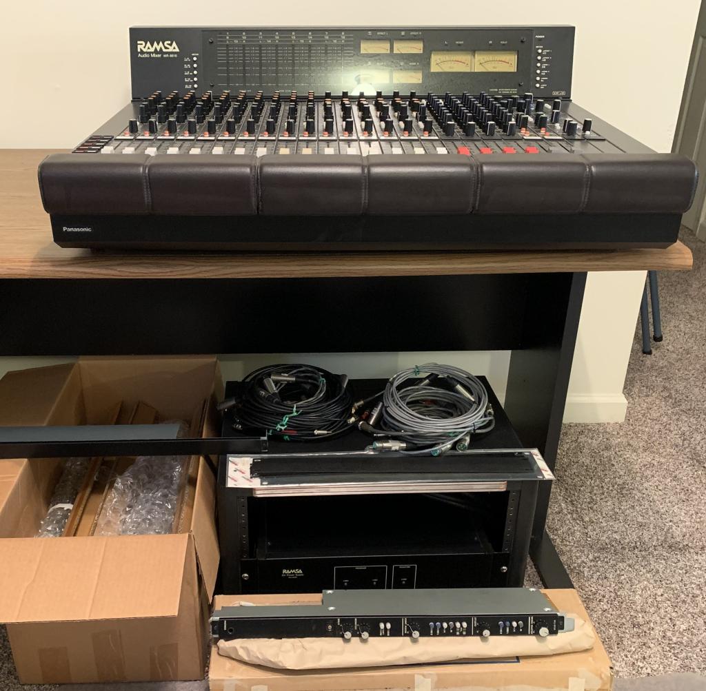 Ramsa Audio Mixer WR-8616 (1 of 19)