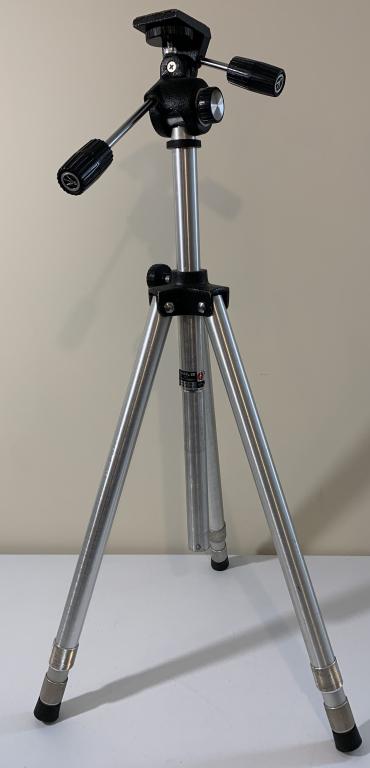 Quick Set Husky 3D Tripod (1 of 3)