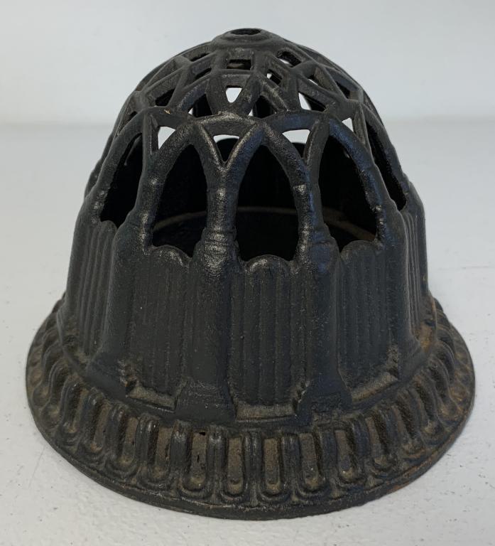 Cast Iron String Holder (1 of 3)