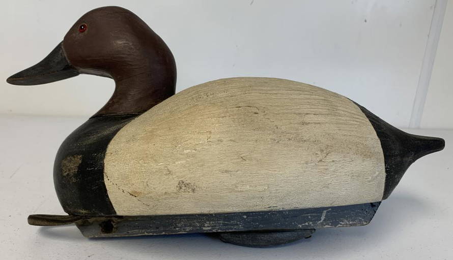 Hand Carved Duck Decoy - May 21, 2022 | Rentzel's Auction Service, Inc