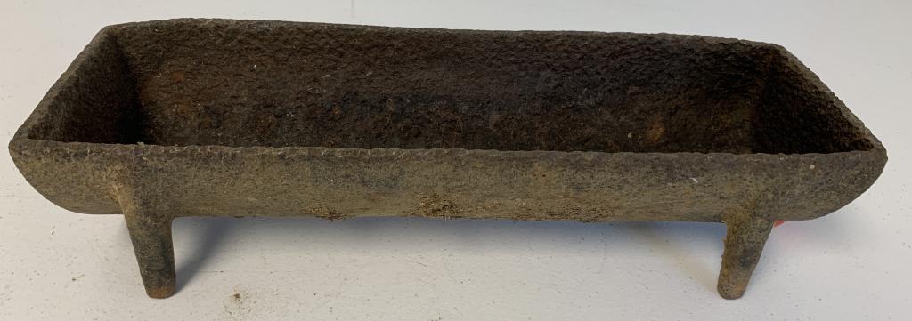 Small Cast Iron Trough (1 of 2)