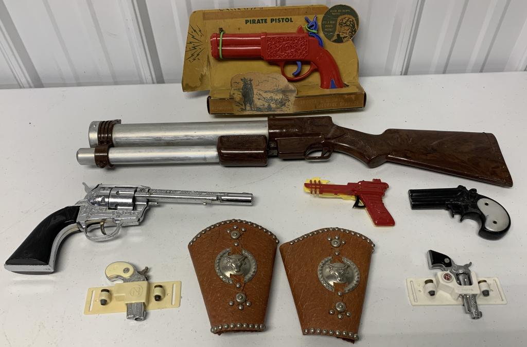 (9)Hubley,Newel,Pirate Pistol/Box,others: wrist garters,plastic ,metal guns, all sizes
