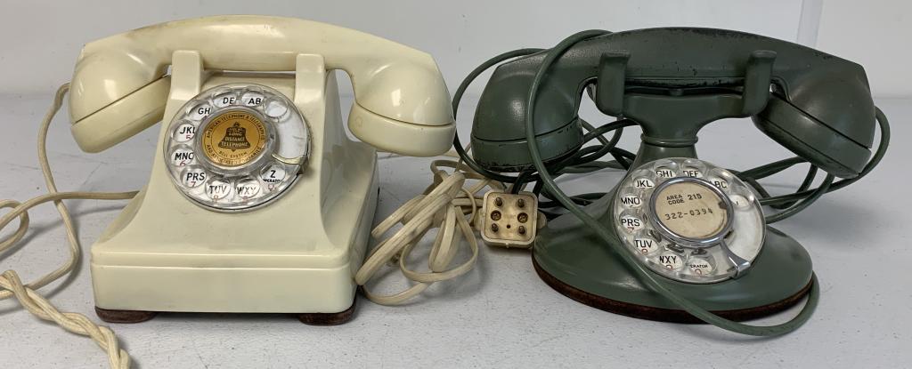 lot of 2 Rotary Telephones (1 of 4)