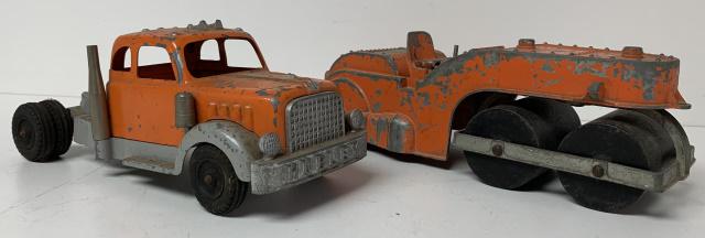 lot of 2 Metal Hubley Truck Cab & Steam Roller (1 of 7)
